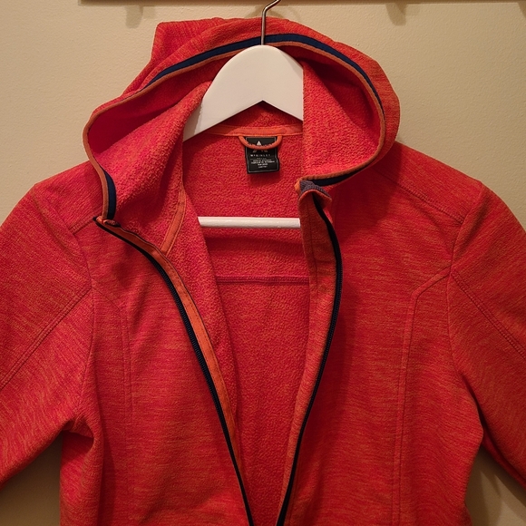Hooded  zippered sweater - Picture 2 of 4
